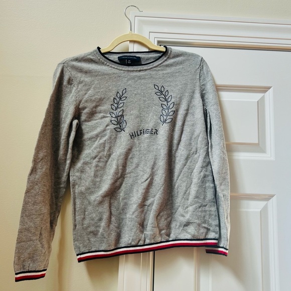 Tommy Hilfiger Gray Crewneck Sweater with Embroidered Logo - Picture 1 of 5